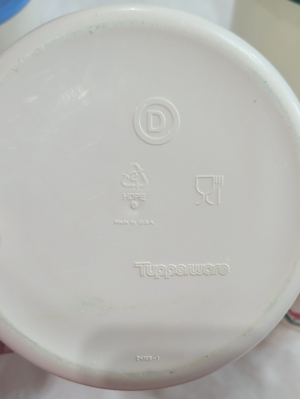 Tupperware Storage Containers Set Of 4 - Picture 2 of 6
